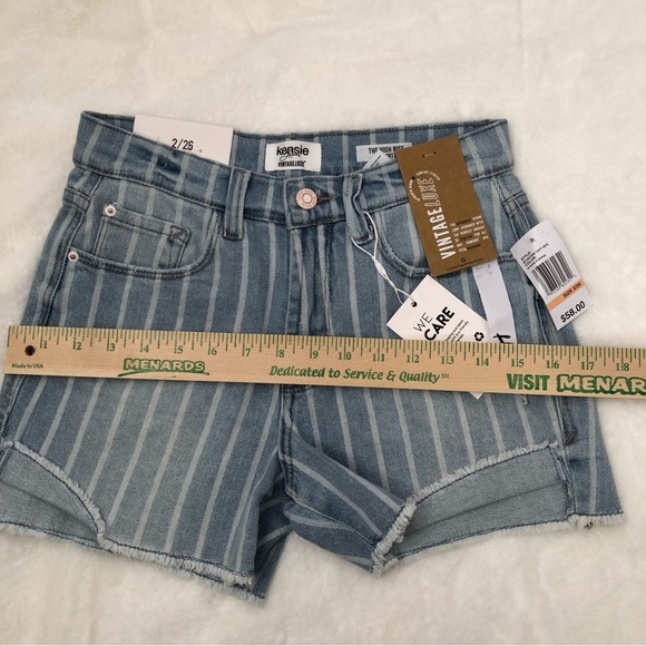 KENSIE JEANS VINTAGE LUXE NWT THE HIGH RISE SHORT SIZE 2/26 STRIPED DENIM - Picture 16 of 16